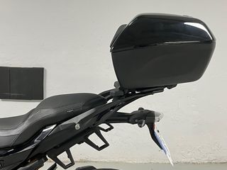 BMW F900XR Triple Black