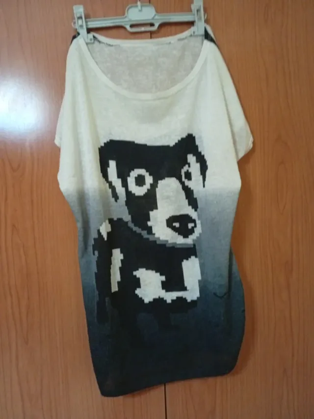 Camiseta perro pixelado degradado
