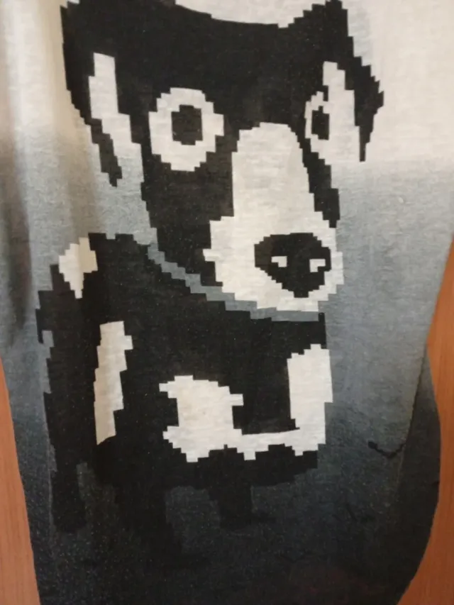 Camiseta perro pixelado degradado