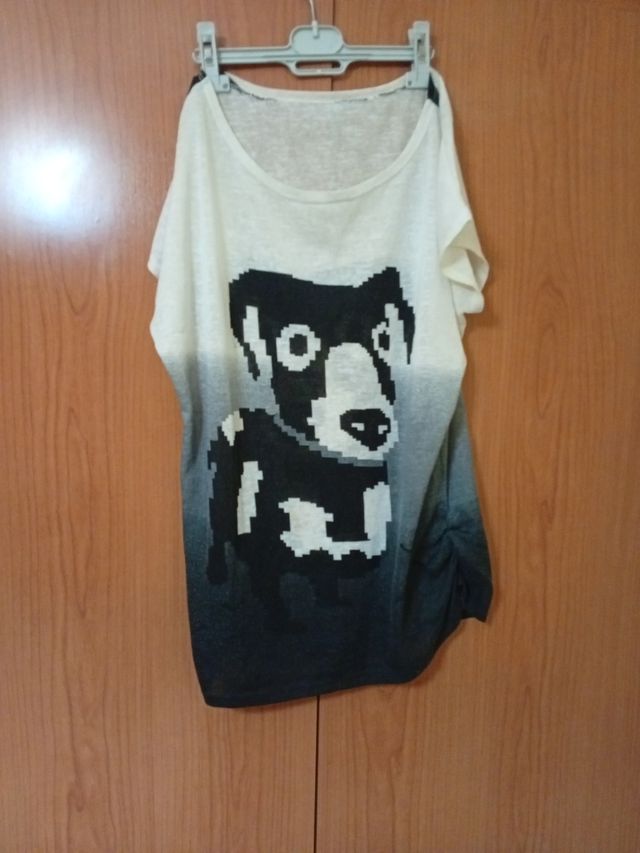 Camiseta perro pixelado degradado