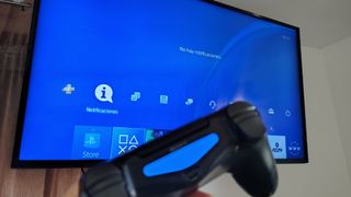 PS4 (PlayStation 4) con 2 controller