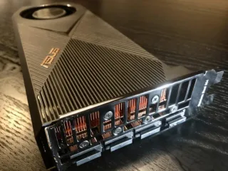 Tarjeta Gráfica ASUS Turbo RTX 3070 8GB