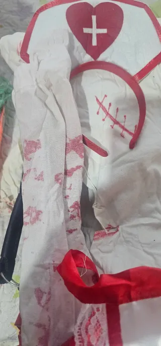 Disfraz Enfermera Sangrienta Talla L (12-14 años)