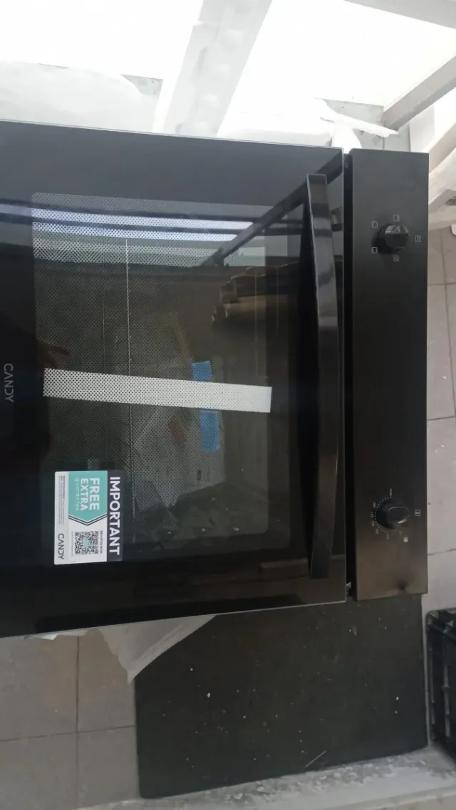 Horno convencional negro