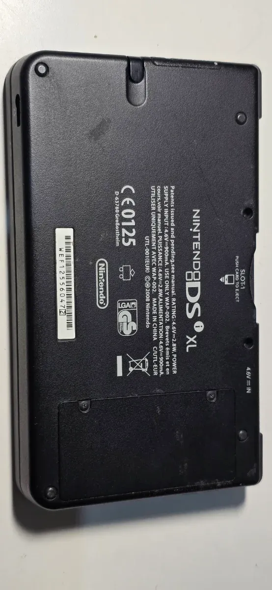 Nintendo DSi XL Edición Mario Bros Roja