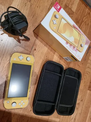 Pacchetto giallo per Nintendo Switch Lite