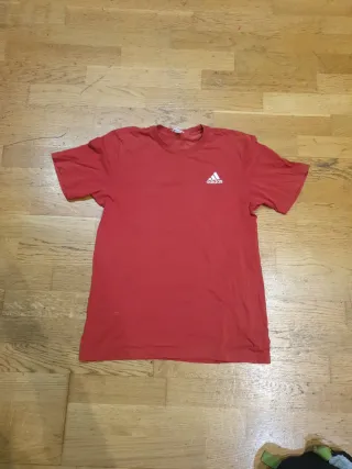 Camiseta Adidas Roja Talla M