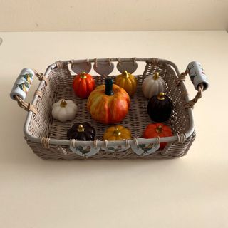 Cesta Vintage com Abóboras Cerâmica e Alças