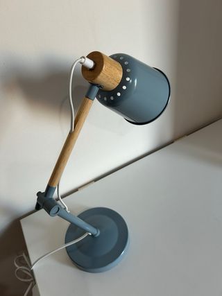 Lámpara de mesa metal y madera