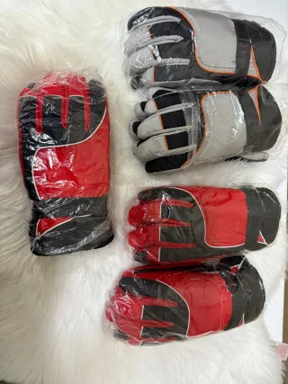 Guantes de hombre negros y rojos