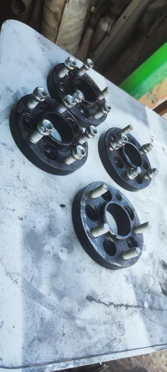 Separadores Buje 5x100 a llanta 5x114.3