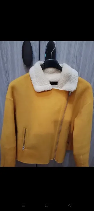 Giubbotto donna giallo con pelliccia
