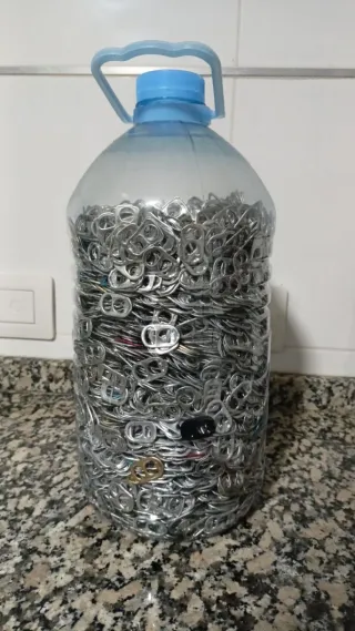 Anillas de latas para reciclar