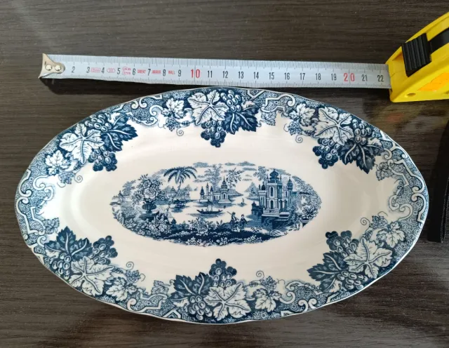 Cartuja de Sevilla Platos Azules y Blancos