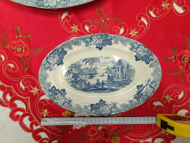 Cartuja de Sevilla Platos Azules y Blancos