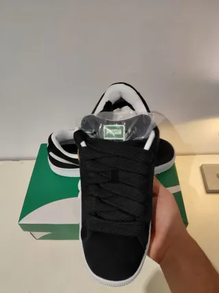 Puma Suede XL Negro y Blanco