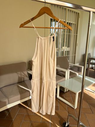 Mono halter beige corto
