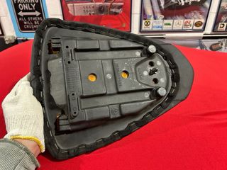 Sella posteriore Aprilia RSV 1000 (1998-2000)