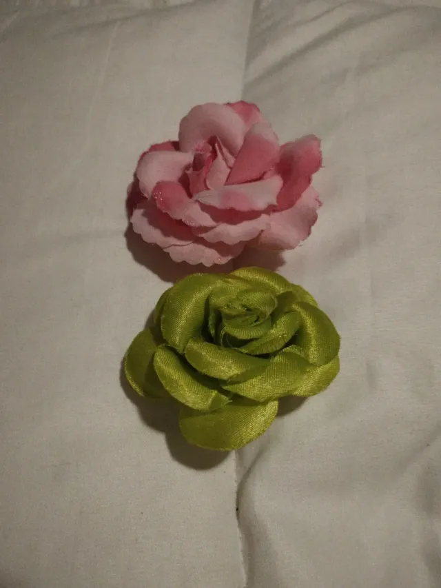 Broches Flores Rosas y Verdes