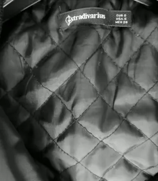 Chaqueta Bomber Stradivarius Negra