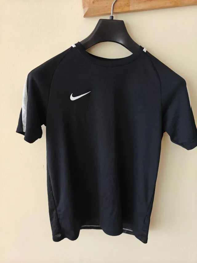 Camiseta Nike Negra Adolescente