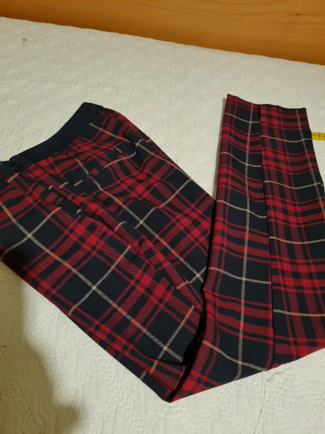 Pantalón cuadros Zara