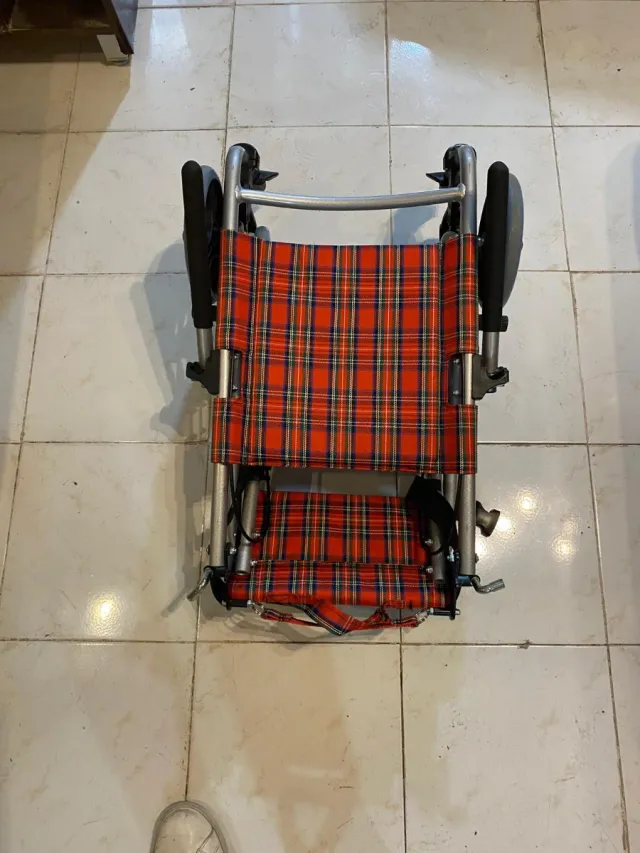 Silla ruedas plegable