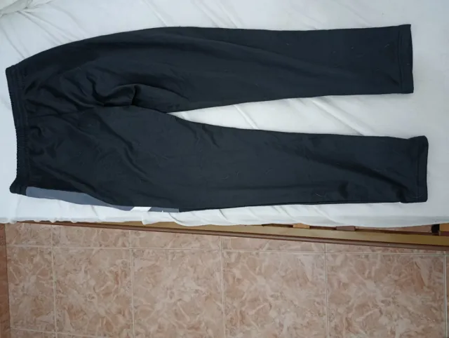 Pantalón chándal Tenth negro y gris