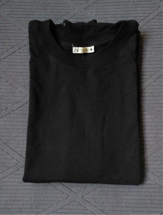 LOTE!!!! 2 Camisetas Básicas Zara y Mango