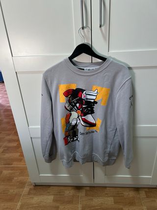 2sudaderas 
1 vaquero