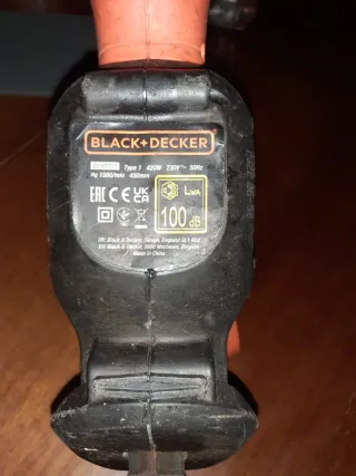 Cortasetos Eléctrico Black+Decker (No Funciona)