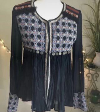 Chaqueta Zara Bordada Estilo Boho