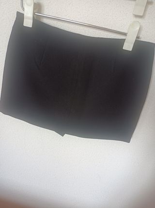 Falda-pantalón negra Bershka