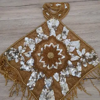 Top de danza con lentejuelas y abalorios