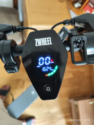 Patinete Eléctrico ZWHEEL