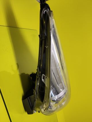 FARO DELANTERO DERECHO PEUGEOT 5008