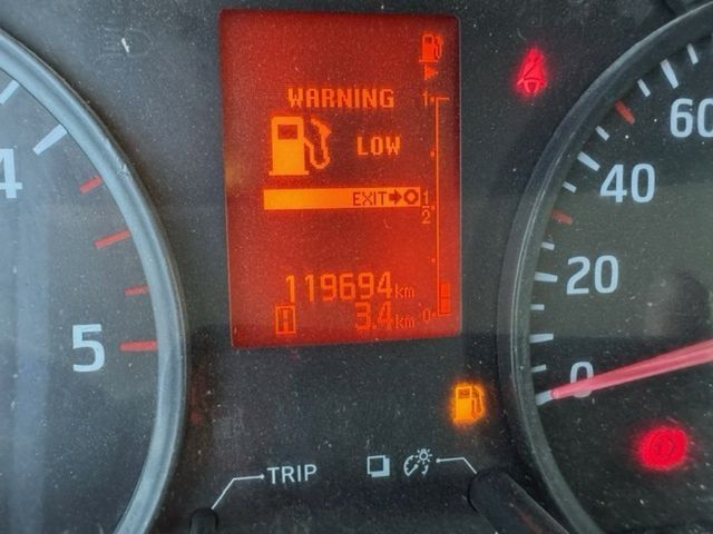 Nissan Cabstar 35.14 Volquete