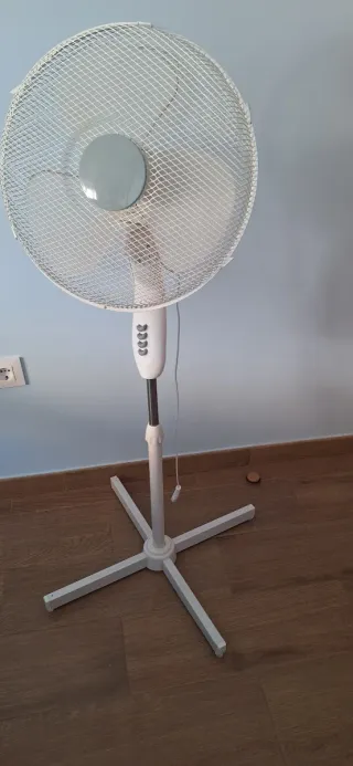 Ventilador de Pie El Corte Inglés 40cm