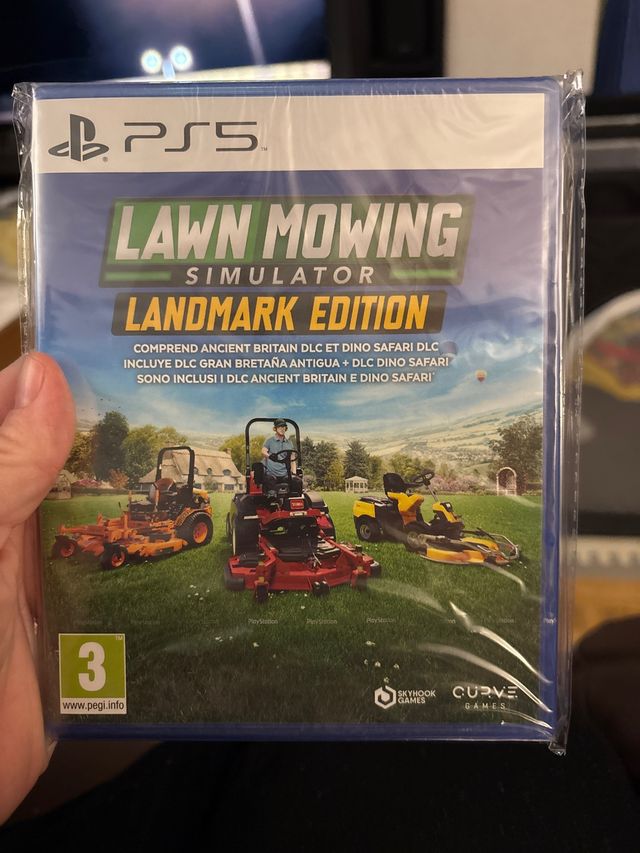 PS5 Lawn Mowing Simulator Landmark Edition precint