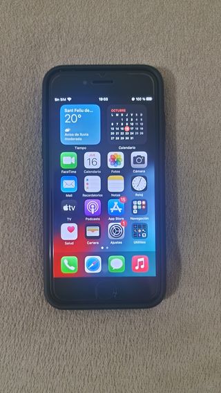 iPhone 8 - 64 GB - Negro