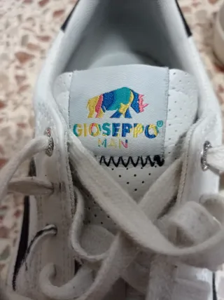 Zapatillas Gioseppo Blancas y Negras