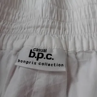 Gonna bianca a balze