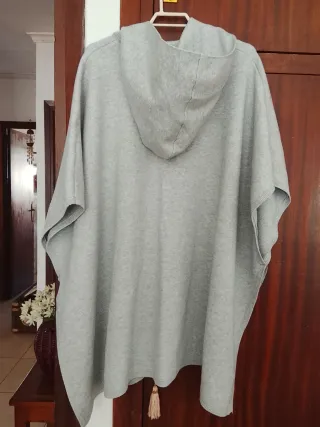 Chaleco/Capa Parfois Gris Talla Única