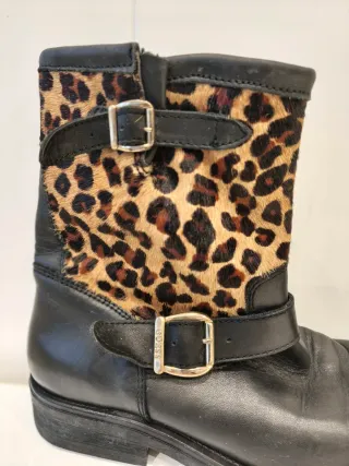 Botines Guess Leopardo Talla 41