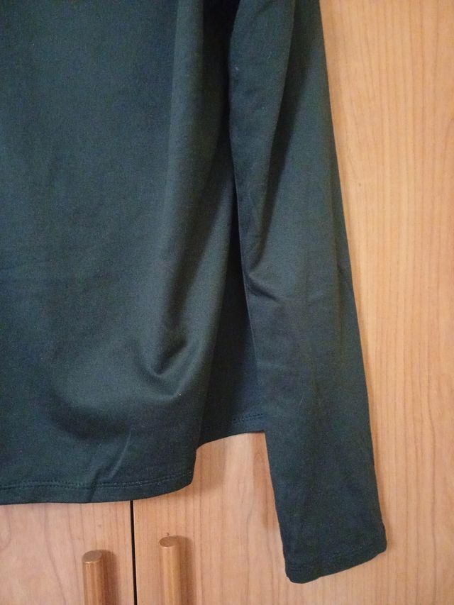 Jersey cuello alto negro