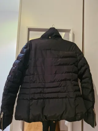 Chaqueta anorak Mango negra Talla M