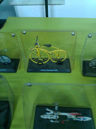 Miniaturas de bicicletas de colección