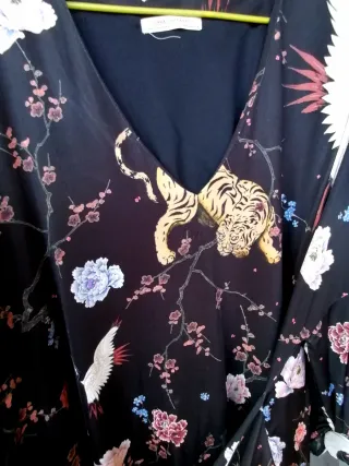 Vestido Zara Estampado Flores y Grullas