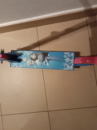 Patinete infantil Frozen