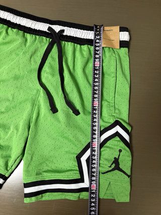 Jordan Shorts Verdes Talla M Standard Fit